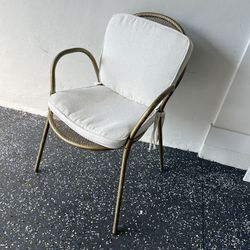Gold chair With cushion 