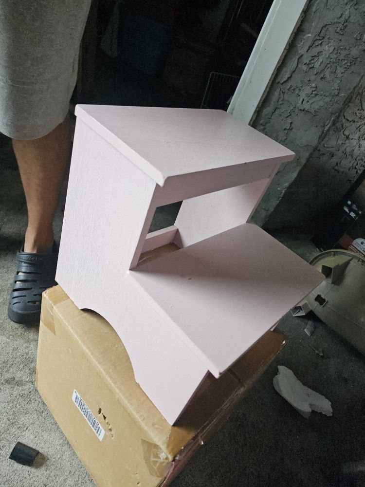 Pink Wooden Toddler Step Up