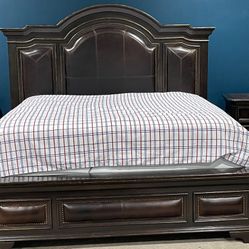 Custom luxury California King Bed Set 2 Dressers Included!