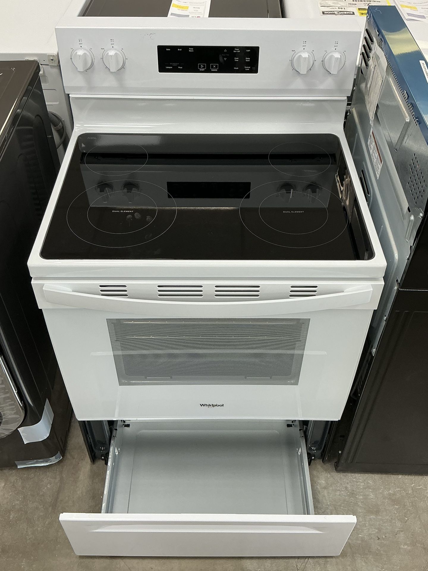 Whirlpool 30 inch 4 Burners Element Freestanding Electric Range