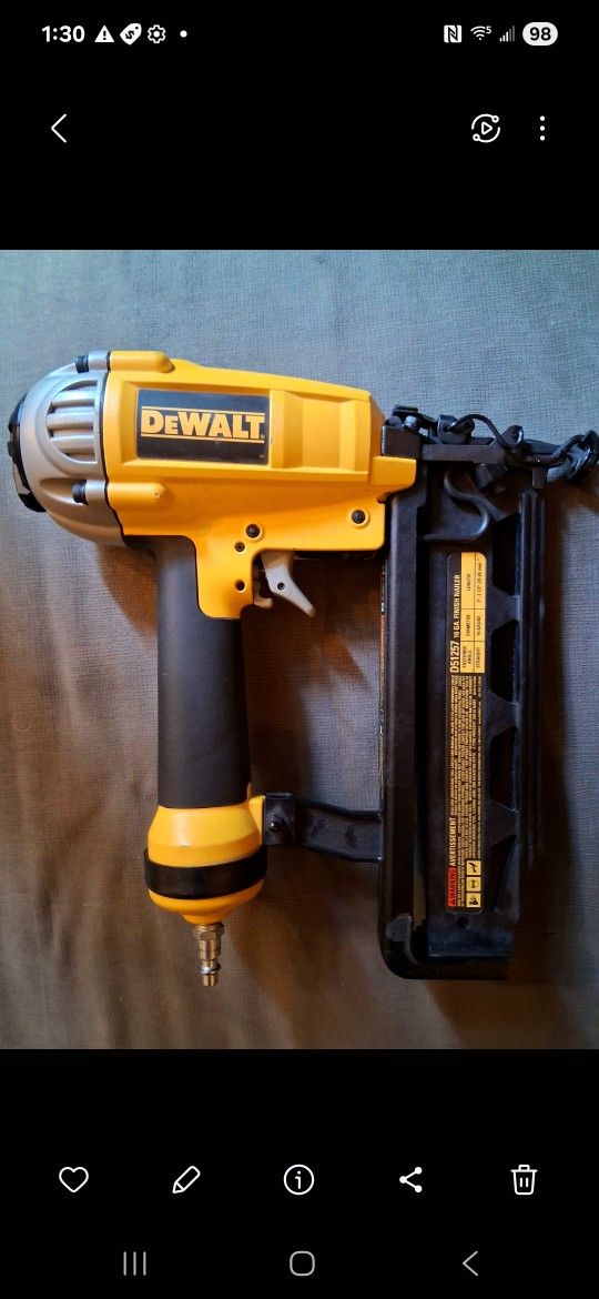 Dewalt 16 Guage Pneumatic Finishing Gun D51257 / 16GA Finish Nailer ALMOST NEW