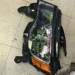 2021 Jeep Grand Cherokee Left Side Headlight 