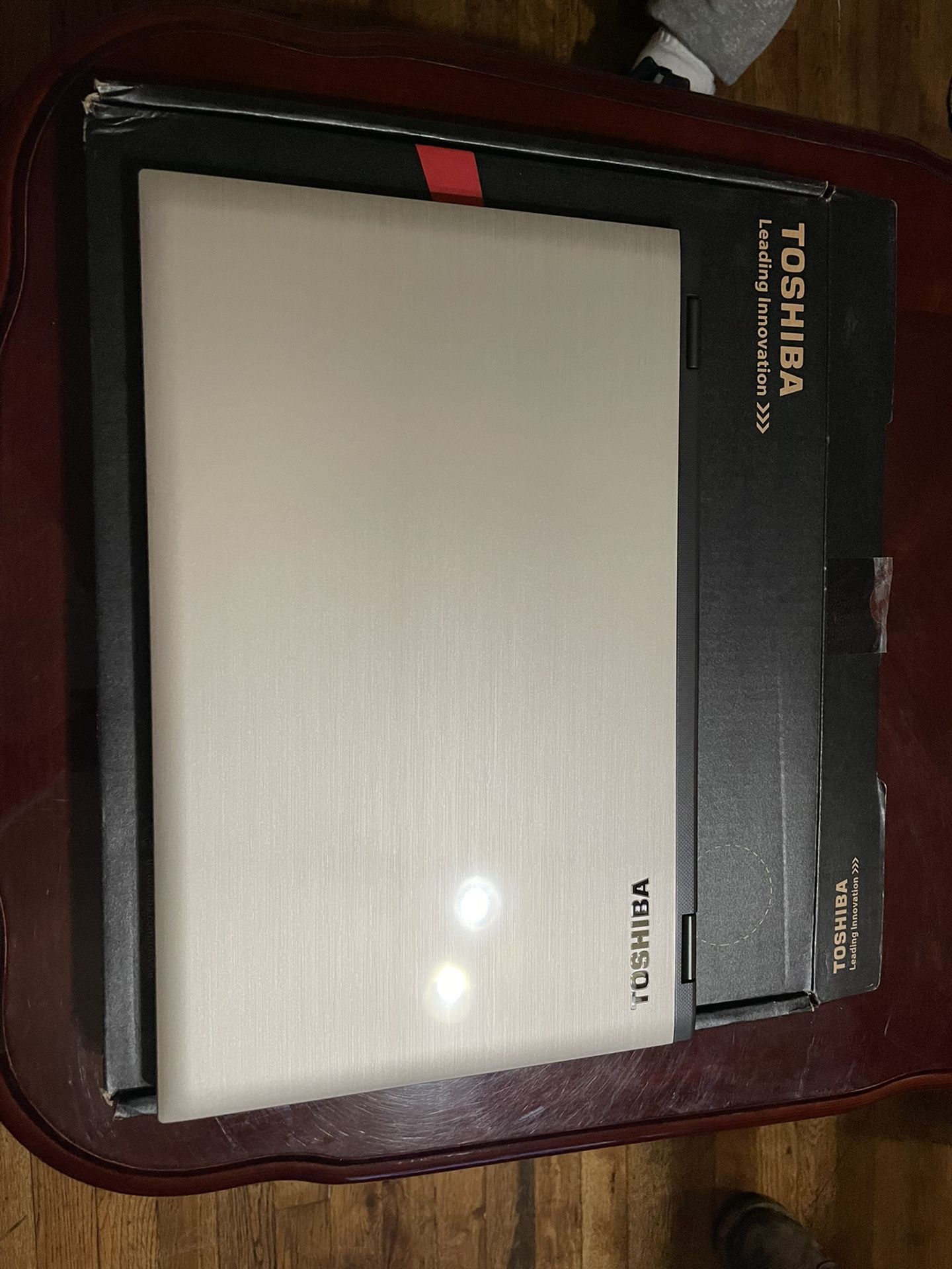 Toshiba Leading Innovation