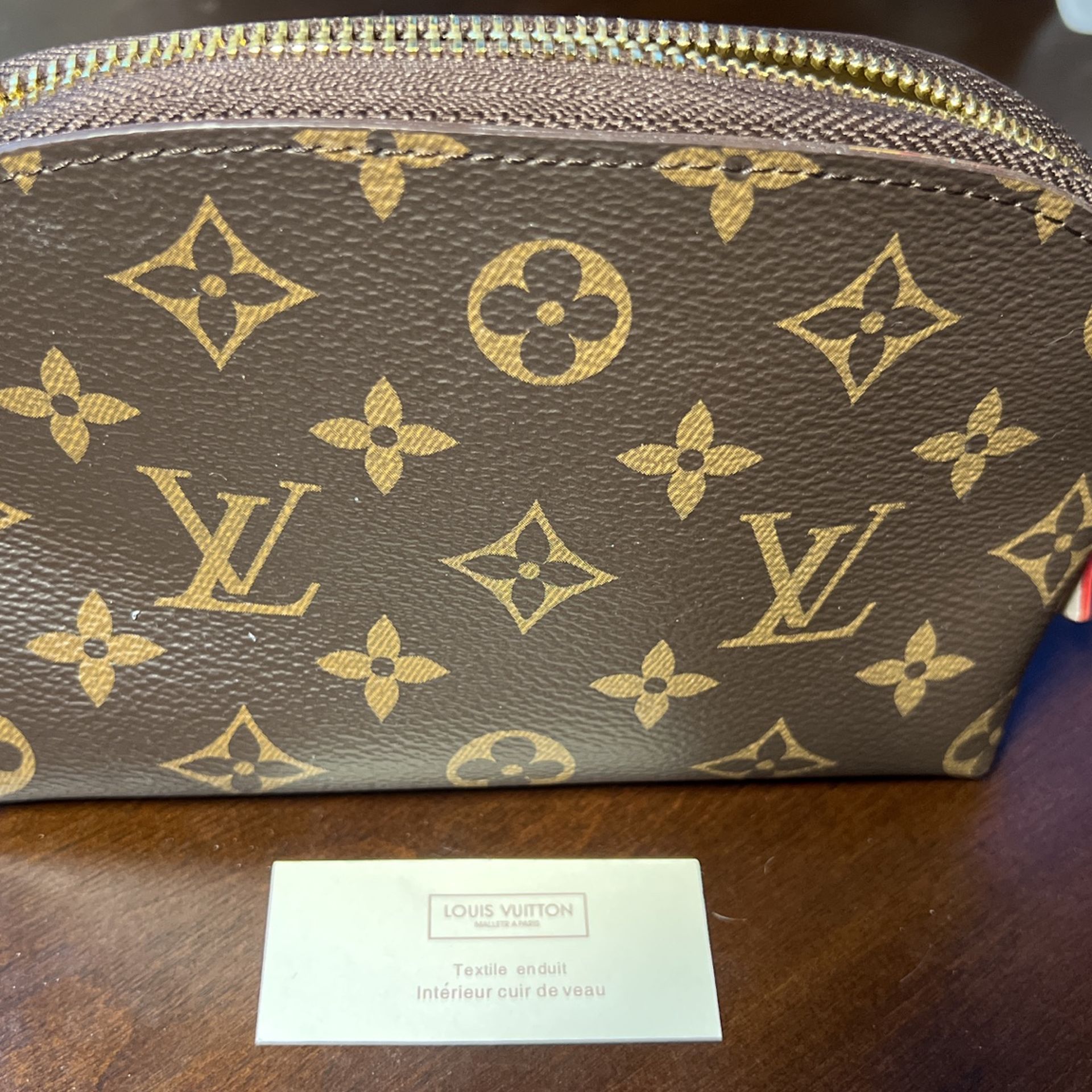 Louis Vuitton Cosmetic Bag for Sale in Austin, TX - OfferUp