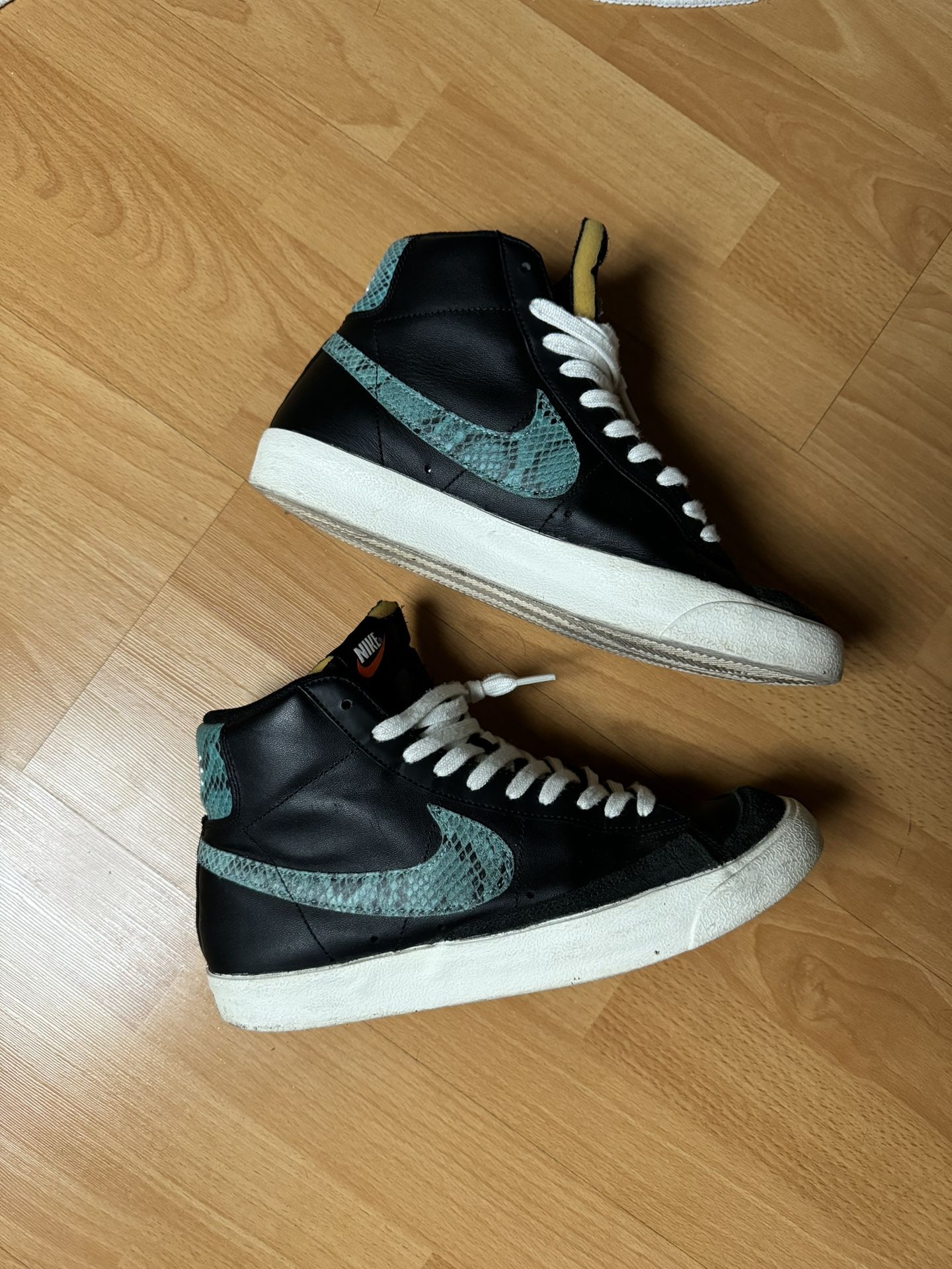 Light Nike Blazer Mid Reptile $195 NIB NEW Mens NIKE Blazer Mid 77