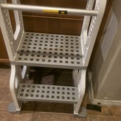 Kids Step Stool For Helpers