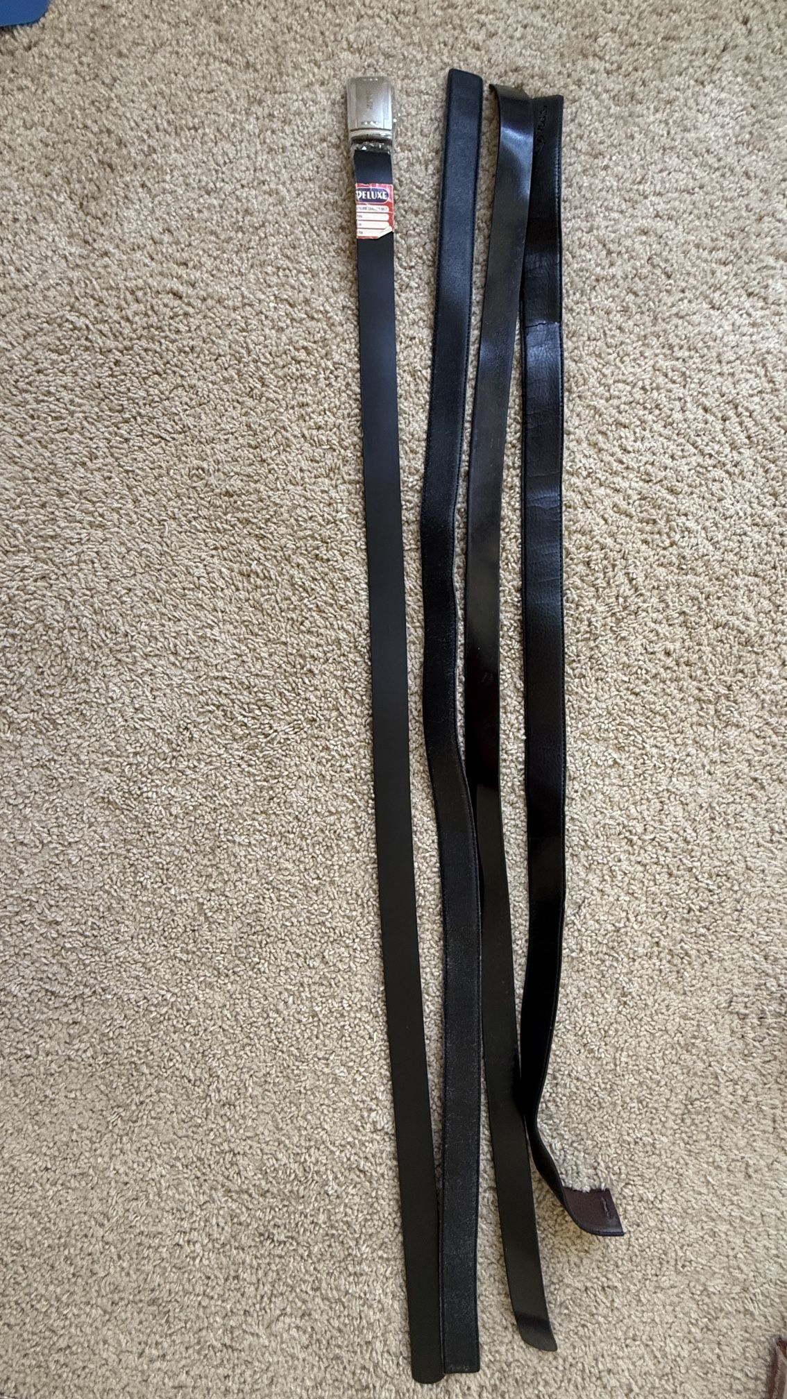 Leather belts & Buckles - 4 Count