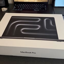 14-inch MacBook Pro (M3 Pro) 18GB Memory, 512GB Storage