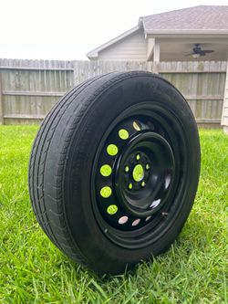 Wheel & tire 16” sale 🏷️ 5 lugs, good, for Toyota
