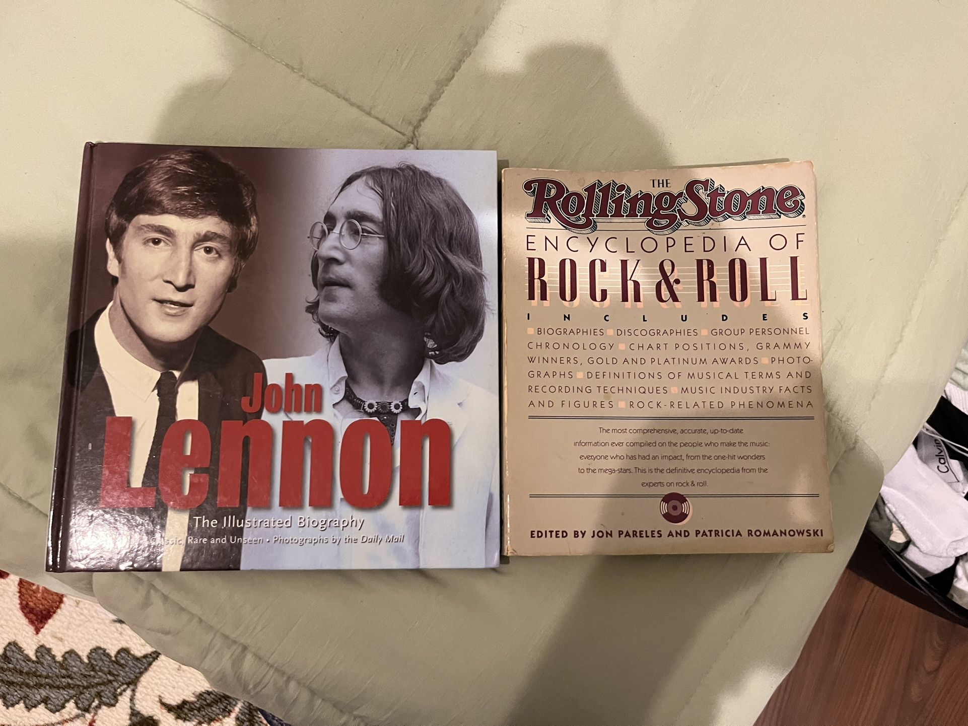 John Lennon Biography/Rock n Roll Encyclopedia