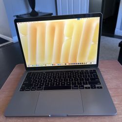 APPLE MACBOOK PRO 13” TOUCHBAR INTEL CORE i7 16GB RAM 500GB SSD! MACOS SEQUOIA 15.6 2025 PROGRAMS! 