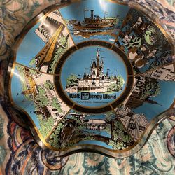 Vintage Walt Disney Souvenir 