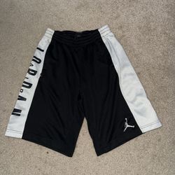 Jordan Shorts Size Medium 