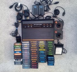 Atari 2600 6 Switch Console Set With 62 Games Tested and Working See Pics