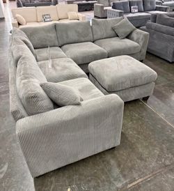 New 99x99 gray sectional couch / free delivery