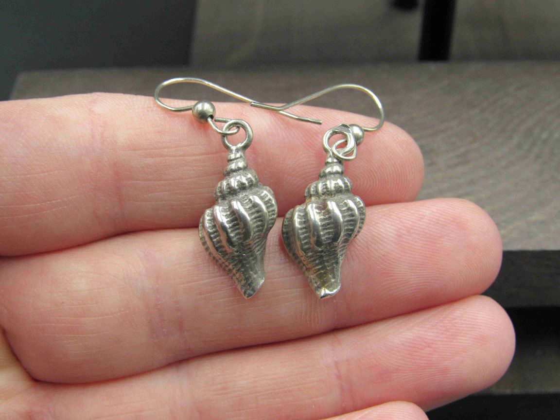 Sterling Silver Conch Shell Rustic Earrings Vintage Wedding Engagement Anniversary Beautiful Everyday Minimalist Cute Sexy