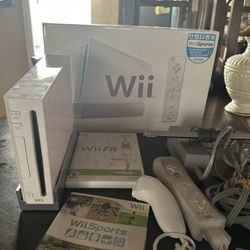 Wii System And 2 Games