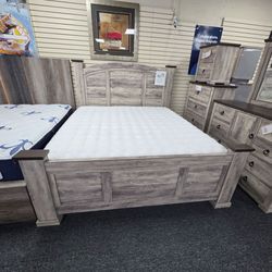 Bed frames and sets 🚚WE DELIVER🚚