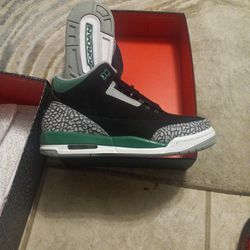 Jordan 3s Pine Green Size 6y Only Wore 1x $120 Obo 