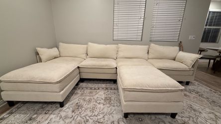 Couch / sectional
