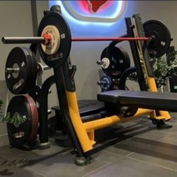 Matrix commercial grade gym equipment pench press workout ftness exercise