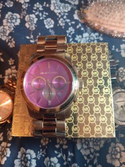Micheal kors gold watch