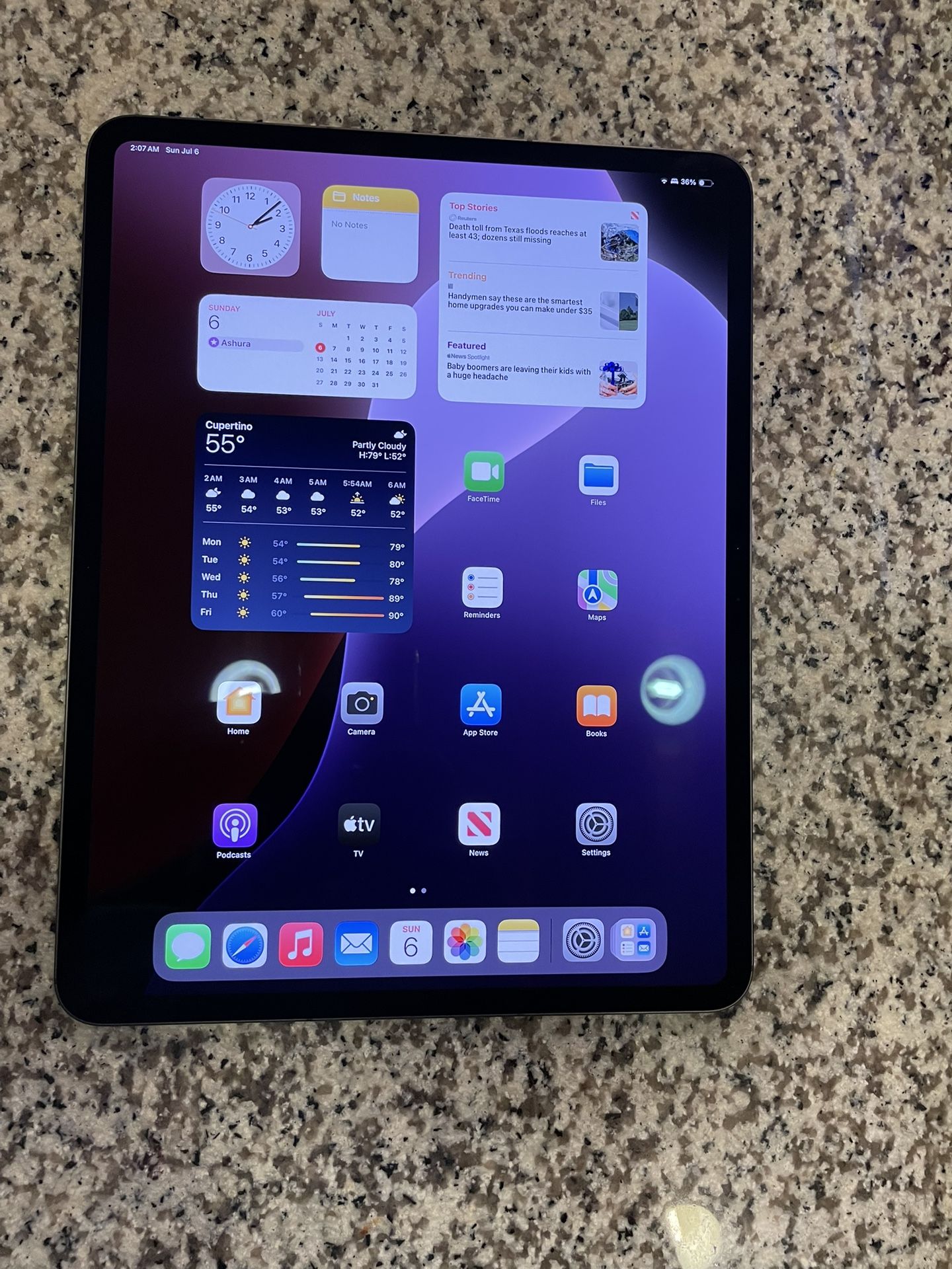 Brand New Apple iPad Pro 13-inch M4 Chip 256gb Wi-Fi + Cellular - Apple Warranty Until 06-2026