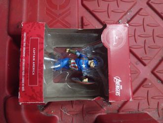 Hallmark Captain America Ornament 