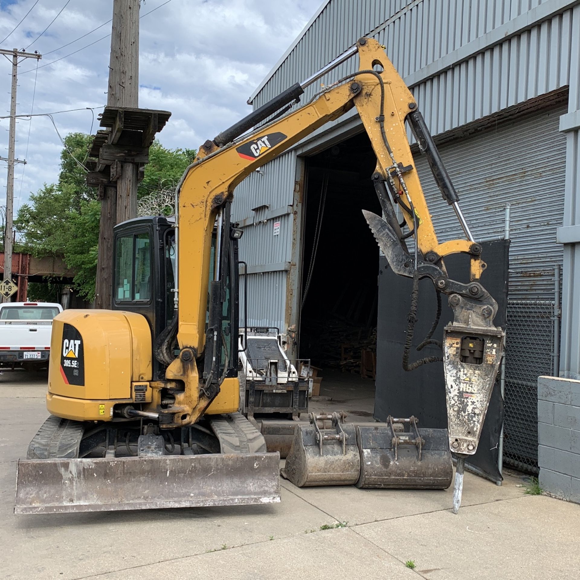 Excavator Cat  305.5  