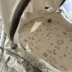 Baby Boy moisés And Chair/ Brown And Beige