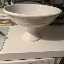 Large White Fruit Or Snack Bowl