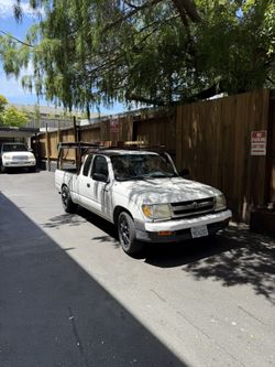 Toyota Pick-up Truck
