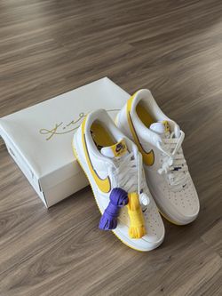 Nike Air Force 1 Low QS “Kobe Bryant lakers home” Men’s 10.5 or Women’s 12