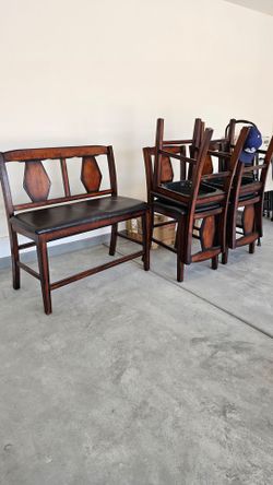 Dining room set