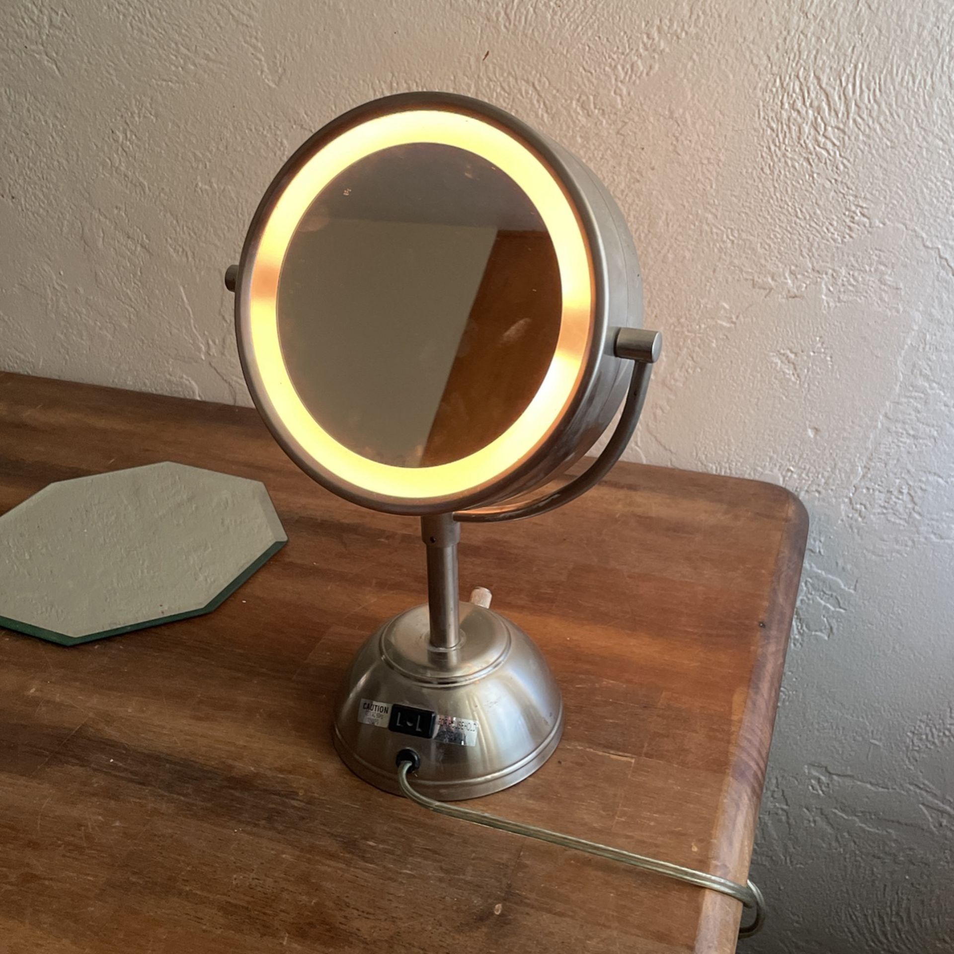 Lighted Mirror