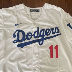 White Los Angeles Dodgers Roki Sasaki jersey
