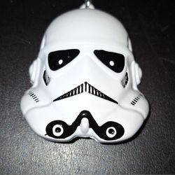 3D Disney STAR WARS Necklace StormTrooper Helmet White Metal Diecast Head Mask Pendant.