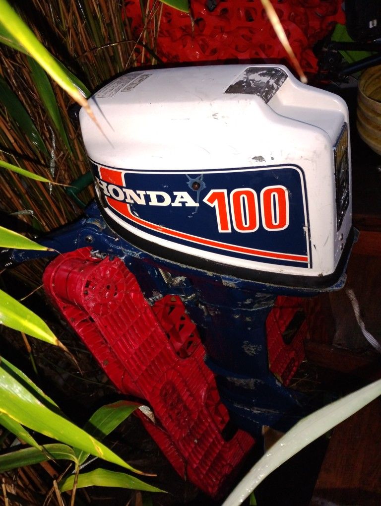 Honda 100 4 Stroke Tiller Outboard Long Shaft