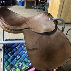 Light Brown English Saddle