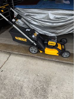 Dewalt Lawnmower