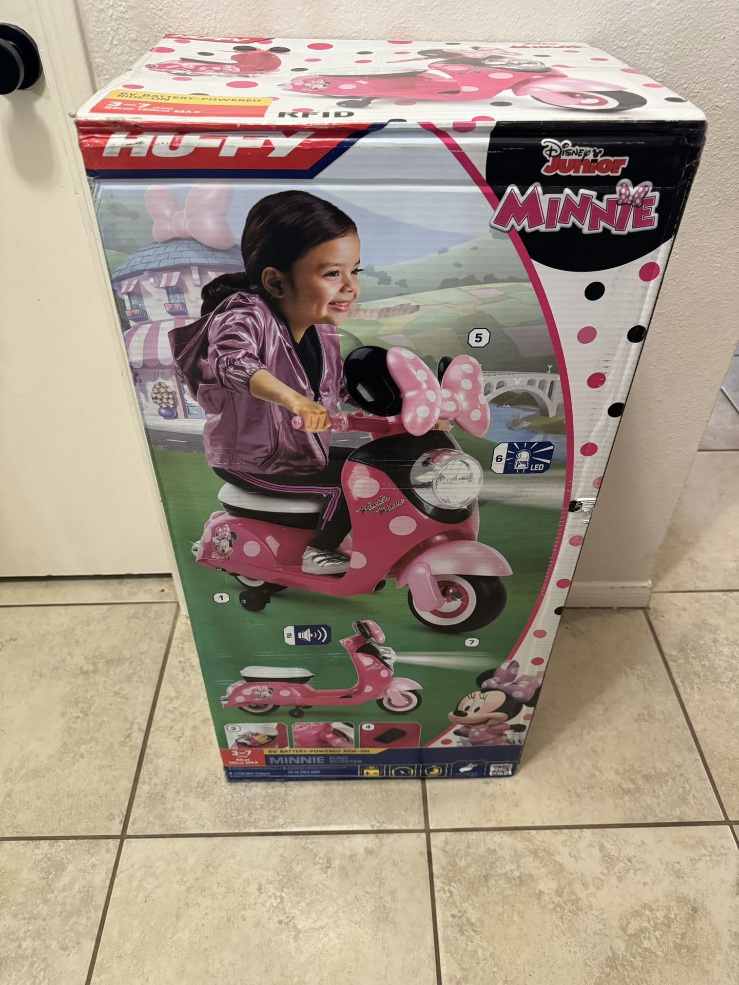 Minnie Mouse Electric Scooter