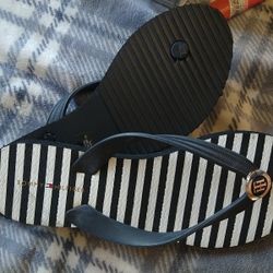 $8~7.5, Tommy Hilfiger Flip Flops, *NEW*