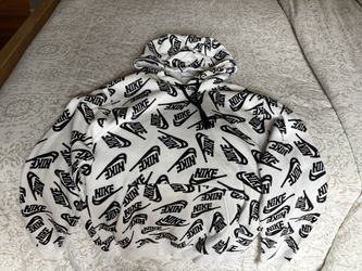Nike Pullover Hoodie