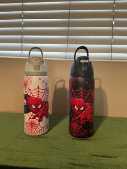 Nuevo vaso OWALA de Spiderman 🕸️🕷️de 32 onz incluye llavero gratis!