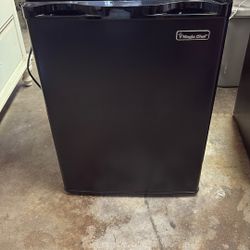Magic Chef Mini Fridge