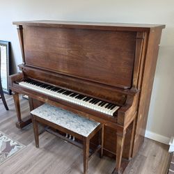 Howard Piano