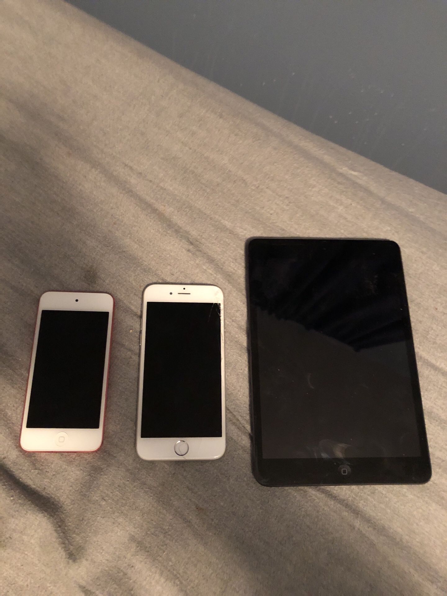 Apple electronics