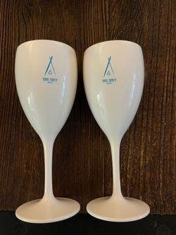 2x Nikki Beach Ibiza plastic champagne /wine cups