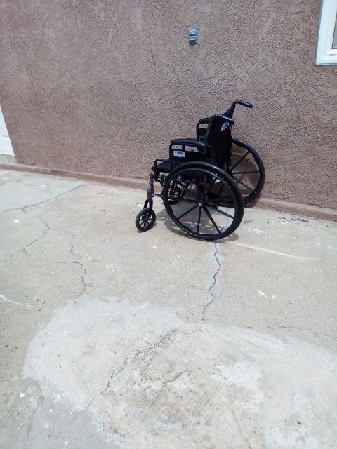 Sillas De Ruedas Wheel Chair En El Este De Los Ángeles
