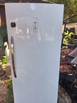 Frigidaire 20 Cu. Ft. Upright Refrigerator — Like New (2024 Model)